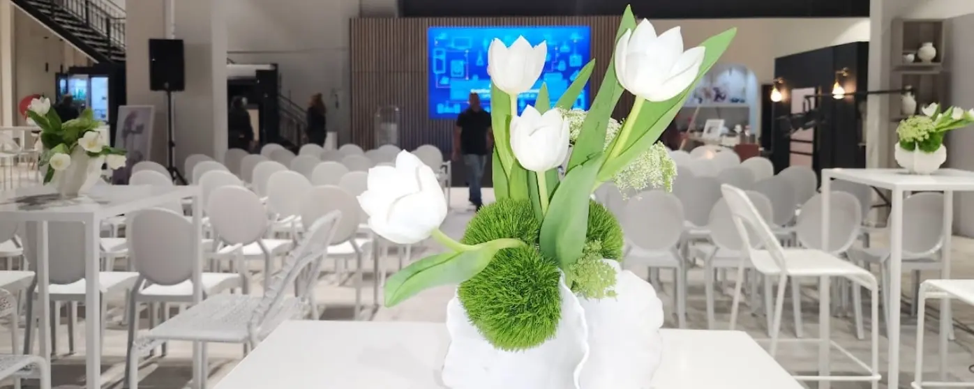 0b3fe8f8-e6f5-47b9-b7d3-f93c87b81e26@2x